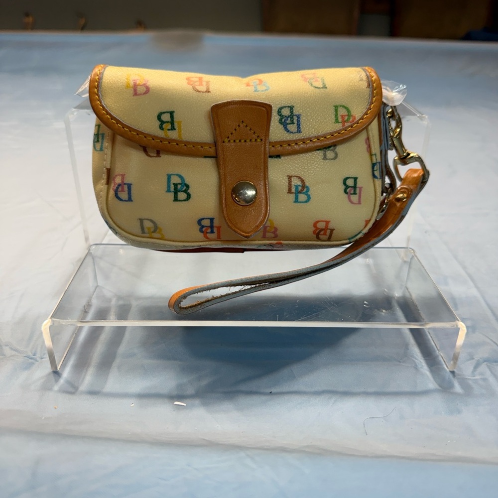 Dooney & Bourke Tan Wristlet